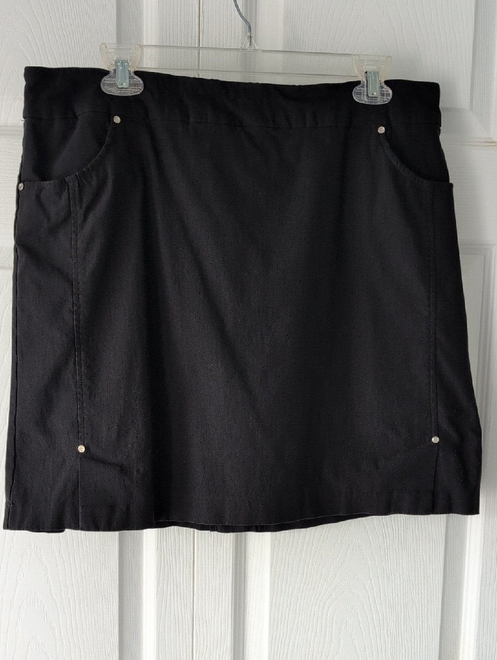 Coconut Row Black Casual 19" Skirt Skort with Pocket & Pleat Detail